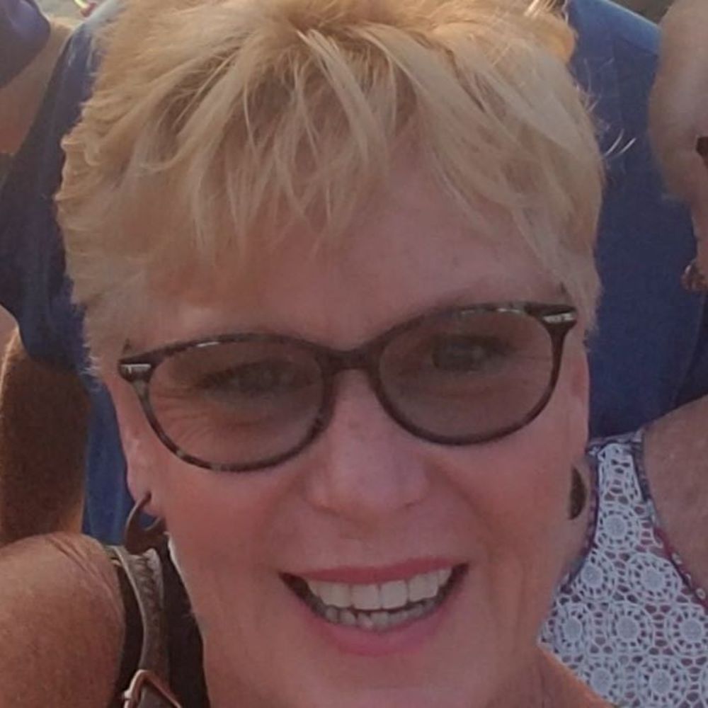 Meet your Posher, Gayle